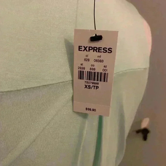 NWT Express zip tank XS - Picture 7 of 7